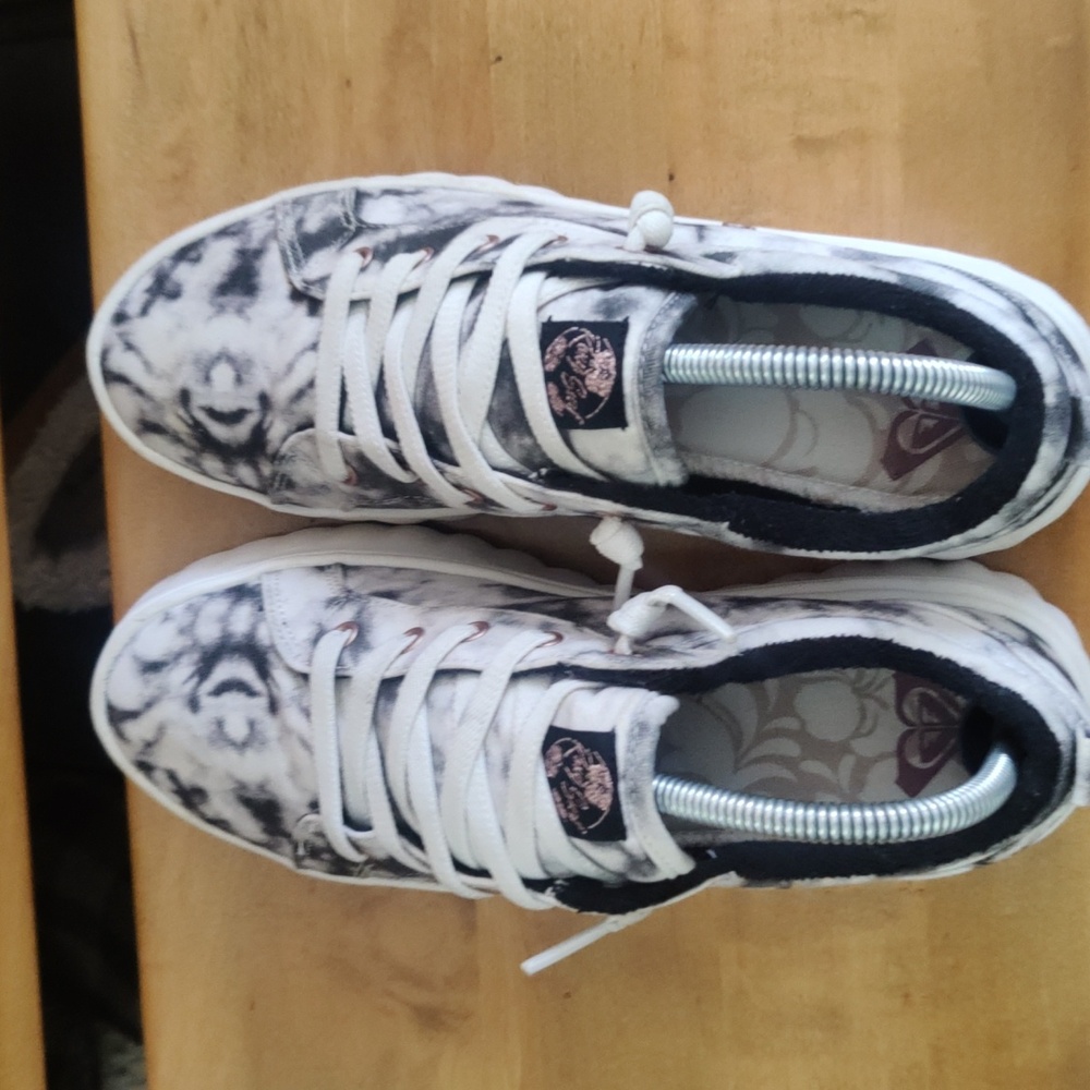 Roxy Surf Sheilahh Gray And White Platform Shoes Size 9 - Picture 6 of 16